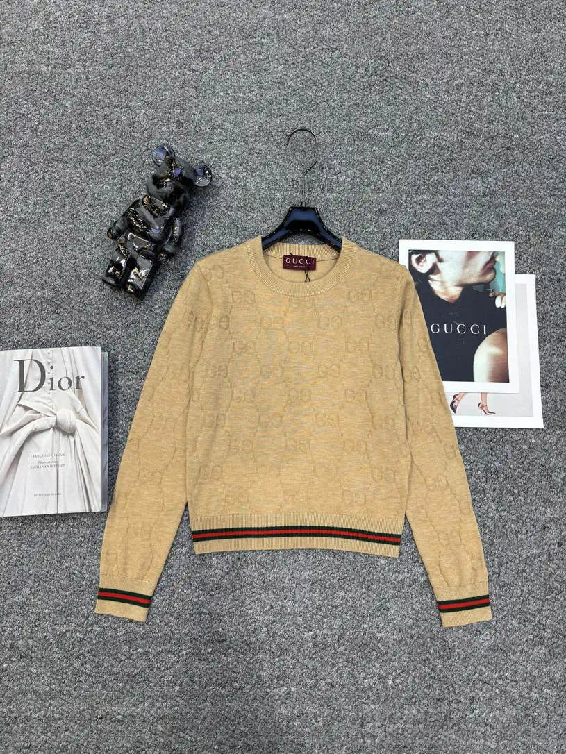 Gucci Women Double C logo jacquard Cardigan Sweater Wool G11110