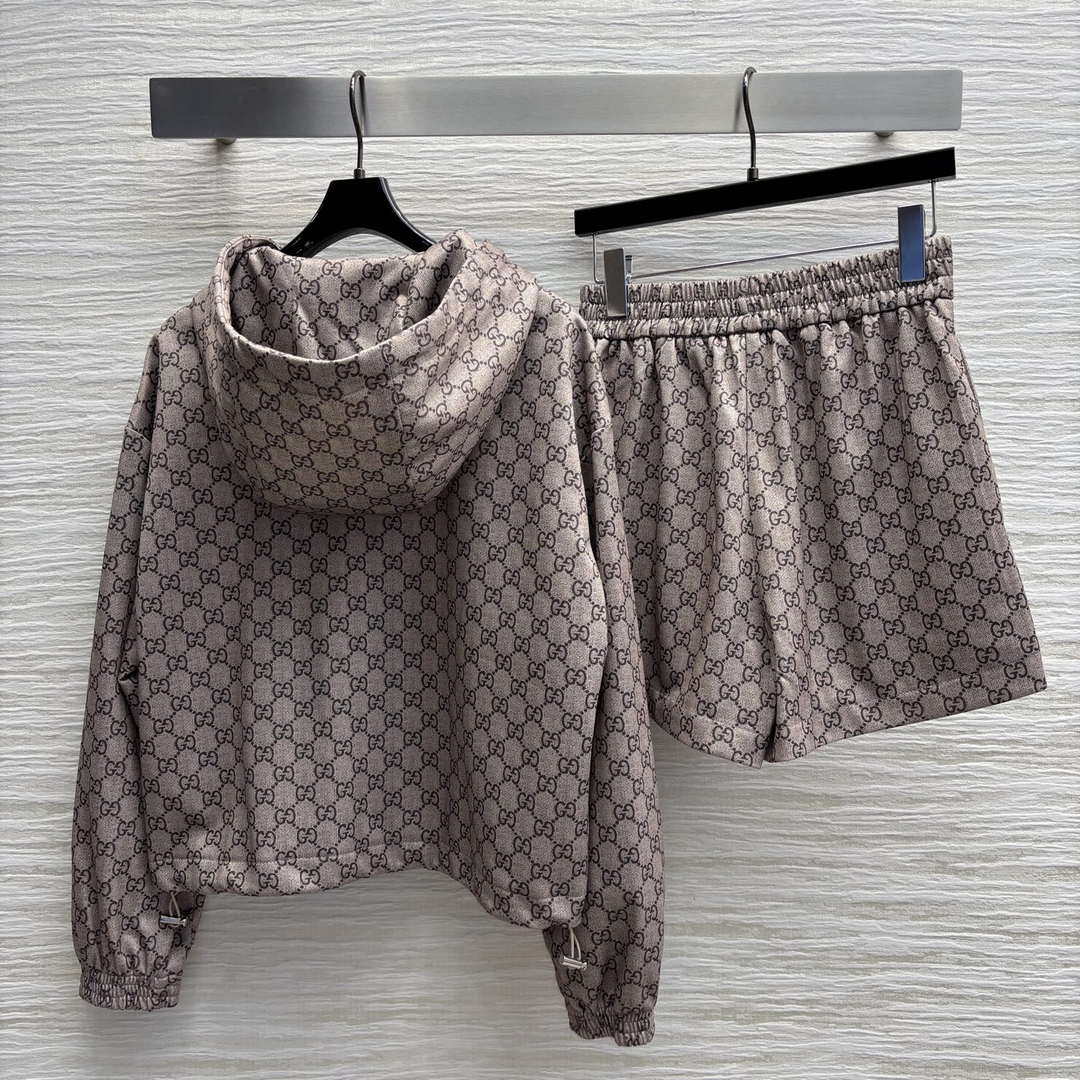 Gucci Women Fashion Double G jacquard leisure suit Hooded zip-up jacket G88001