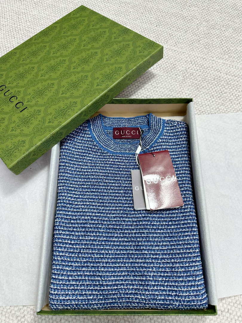 Gucci Women GG blue striped short sleeves G85272