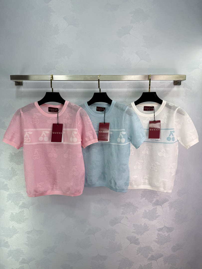 Gucci Women Knitted crew neck short-sleeved cherry Double G logo jacquard  G85269