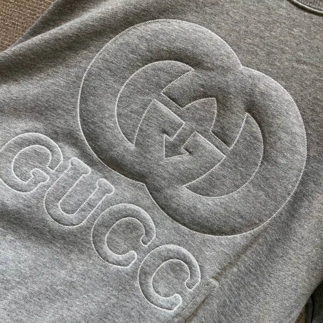 Gucci Women Letter embroidered sweatshirt T-shirt  G11133