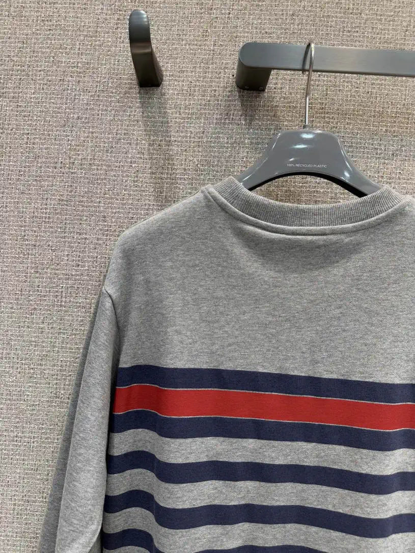 Gucci Women Letter stripe print sweatshirt T-shirt  G11134