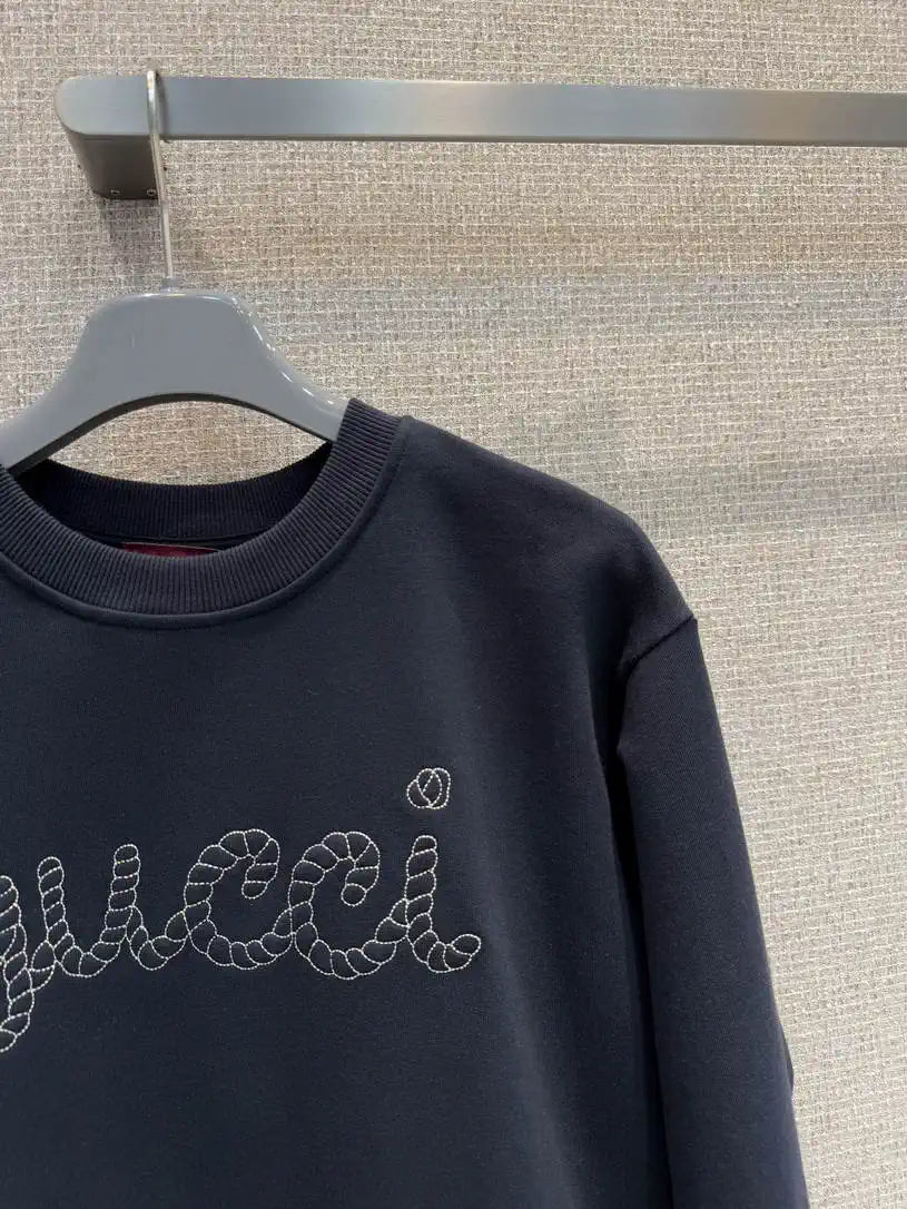 Gucci Women Letter sweatshirt T-shirt  G11135