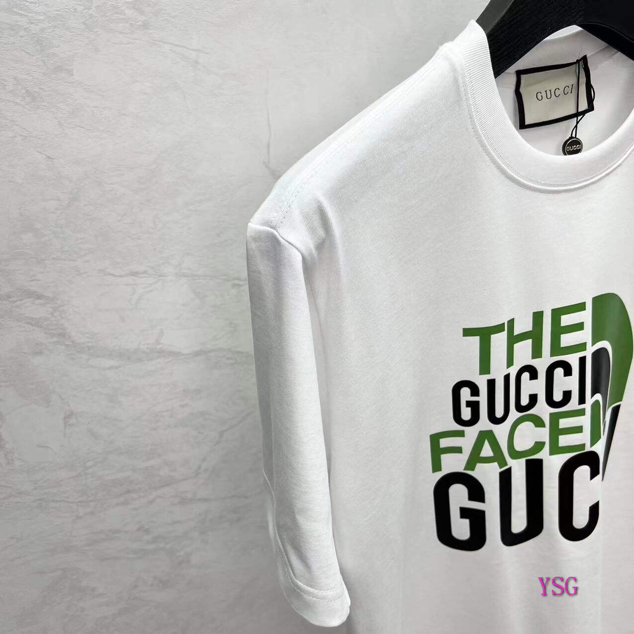 Gucci Women Men T-shirts Wholesale Gucci Short Sleeve Clothing G60883