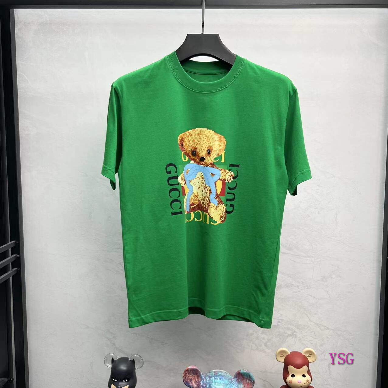 Gucci Women Men T-shirts Wholesale Gucci Short Sleeve Clothing G60886
