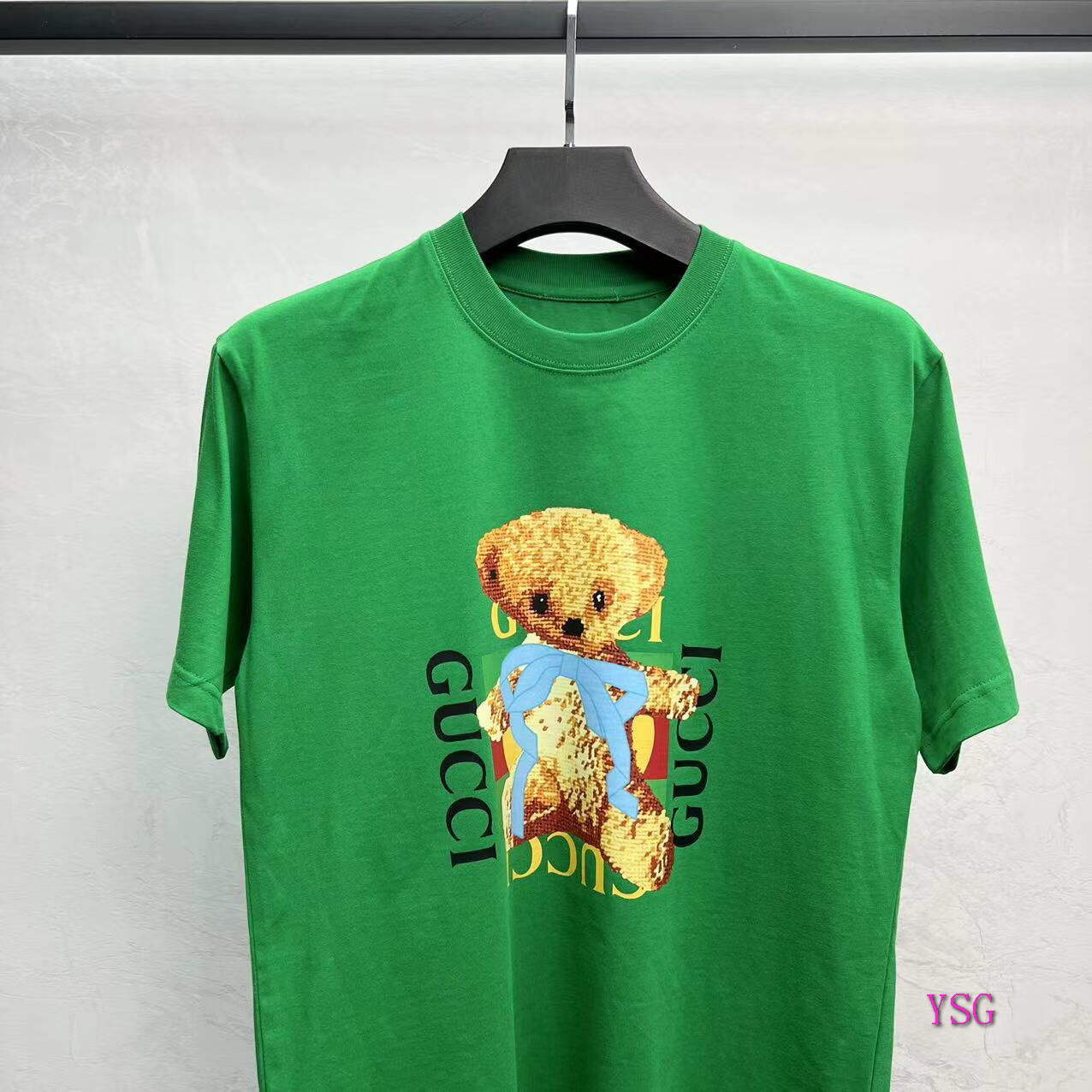 Gucci Women Men T-shirts Wholesale Gucci Short Sleeve Clothing G60886
