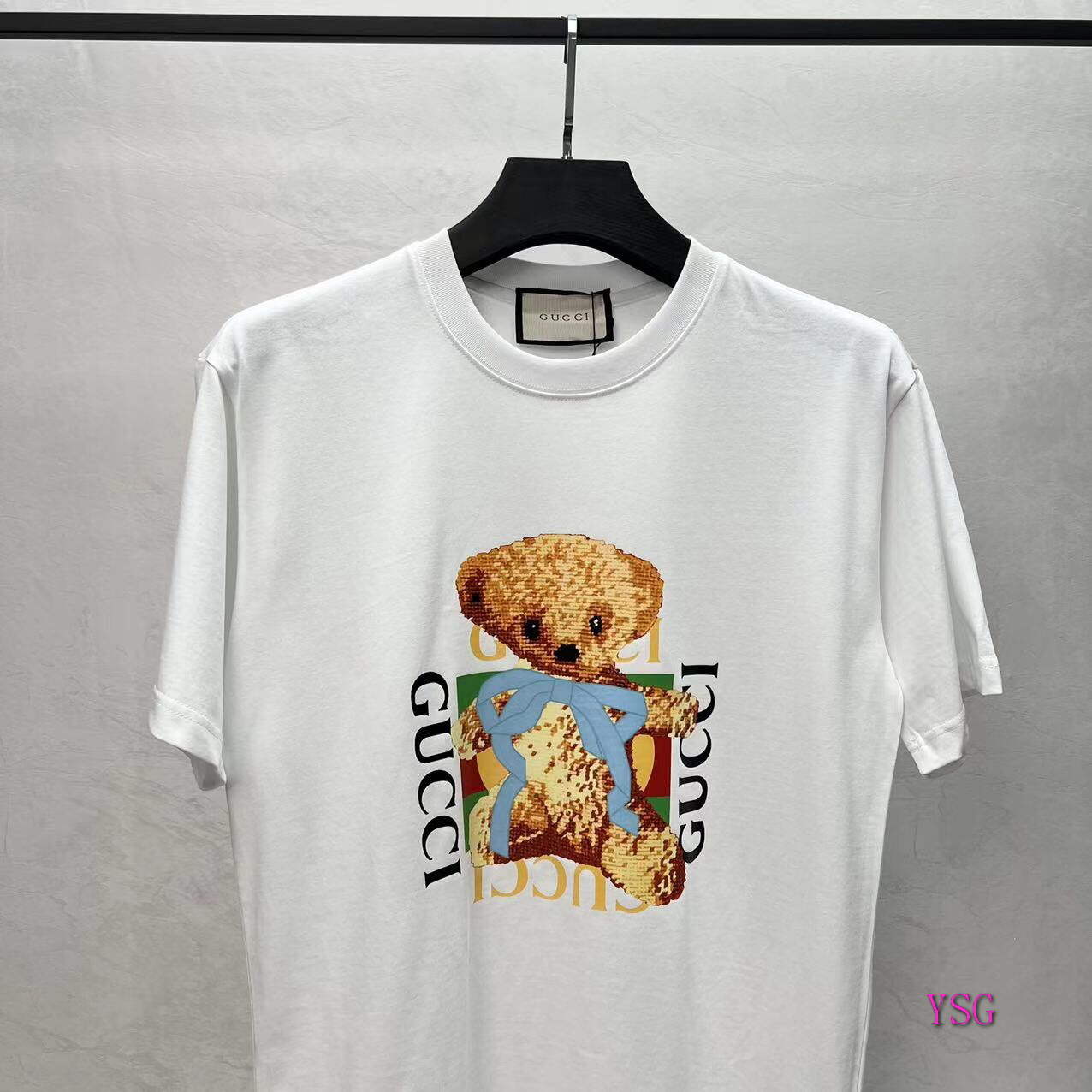 Gucci Women Men T-shirts Wholesale Gucci Short Sleeve Clothing G60888