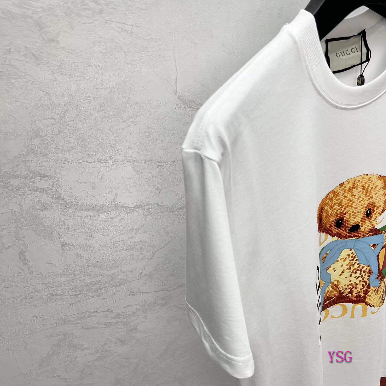Gucci Women Men T-shirts Wholesale Gucci Short Sleeve Clothing G60888
