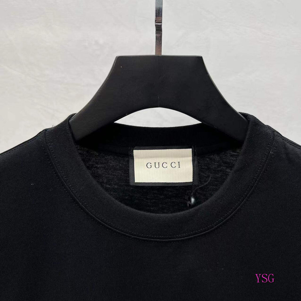 Gucci Women Men T-shirts Wholesale Gucci Short Sleeve Clothing G60889