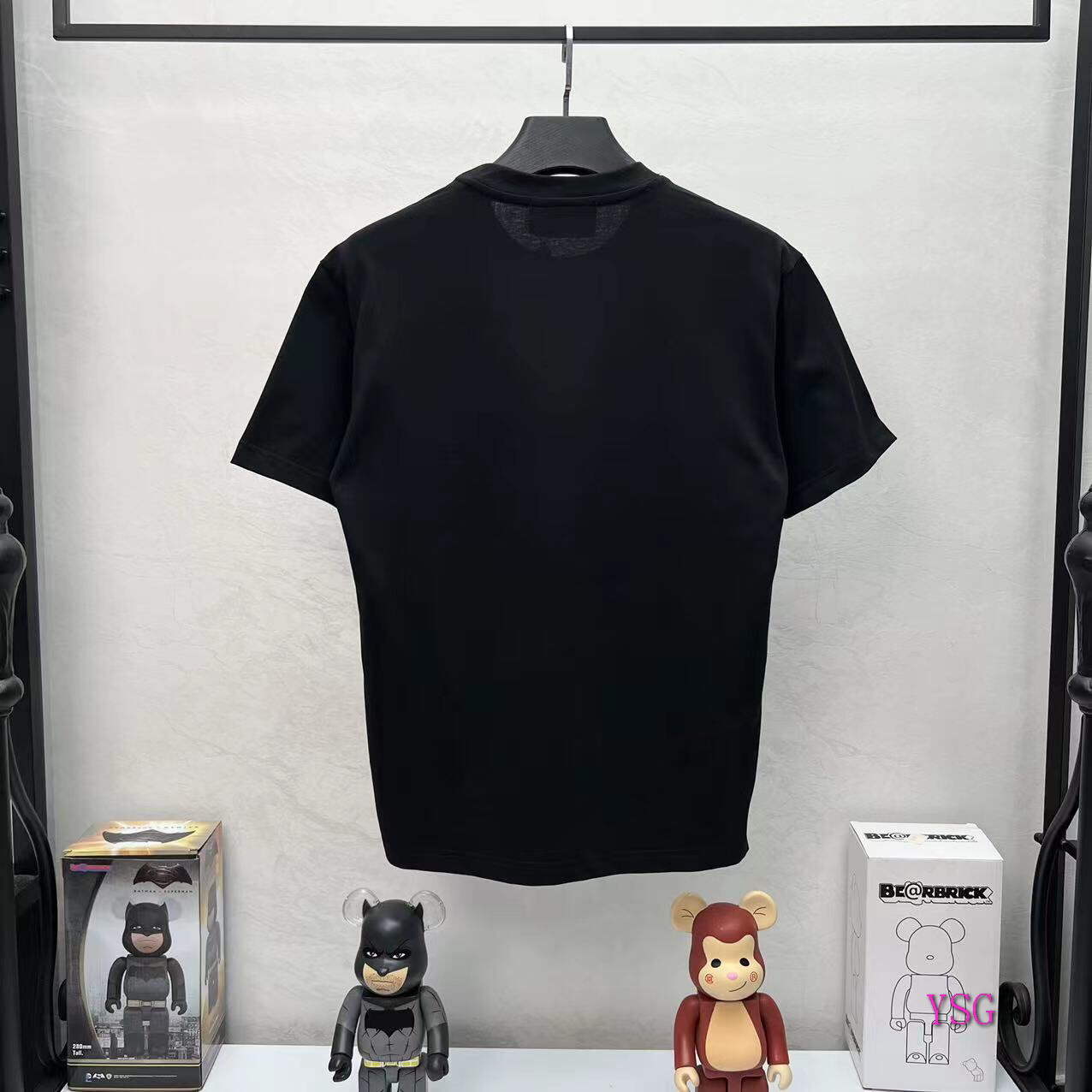 Gucci Women Men T-shirts Wholesale Gucci Short Sleeve Clothing G60889