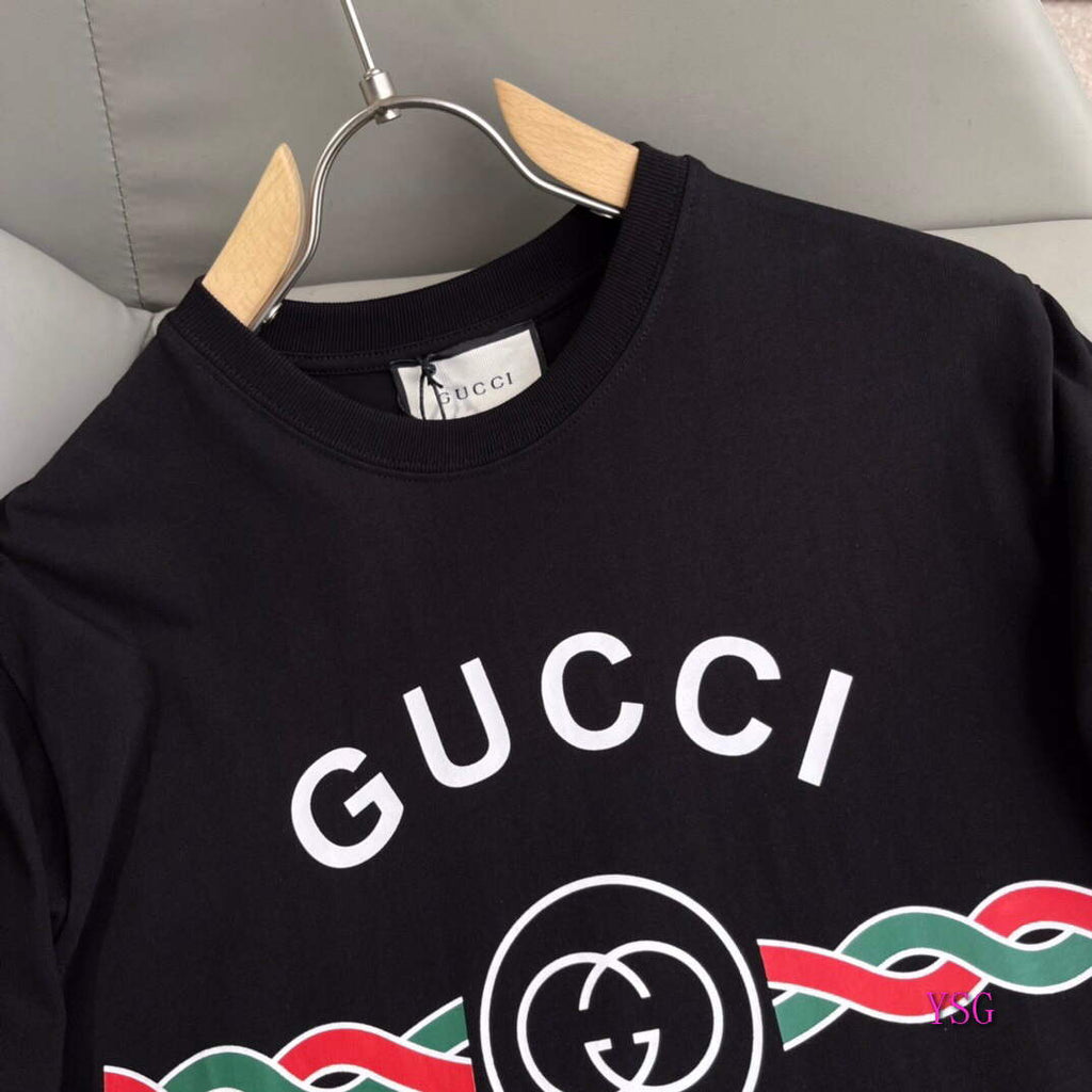 Gucci Women Men T-shirts Wholesale Gucci Short Sleeve Clothing G60920
