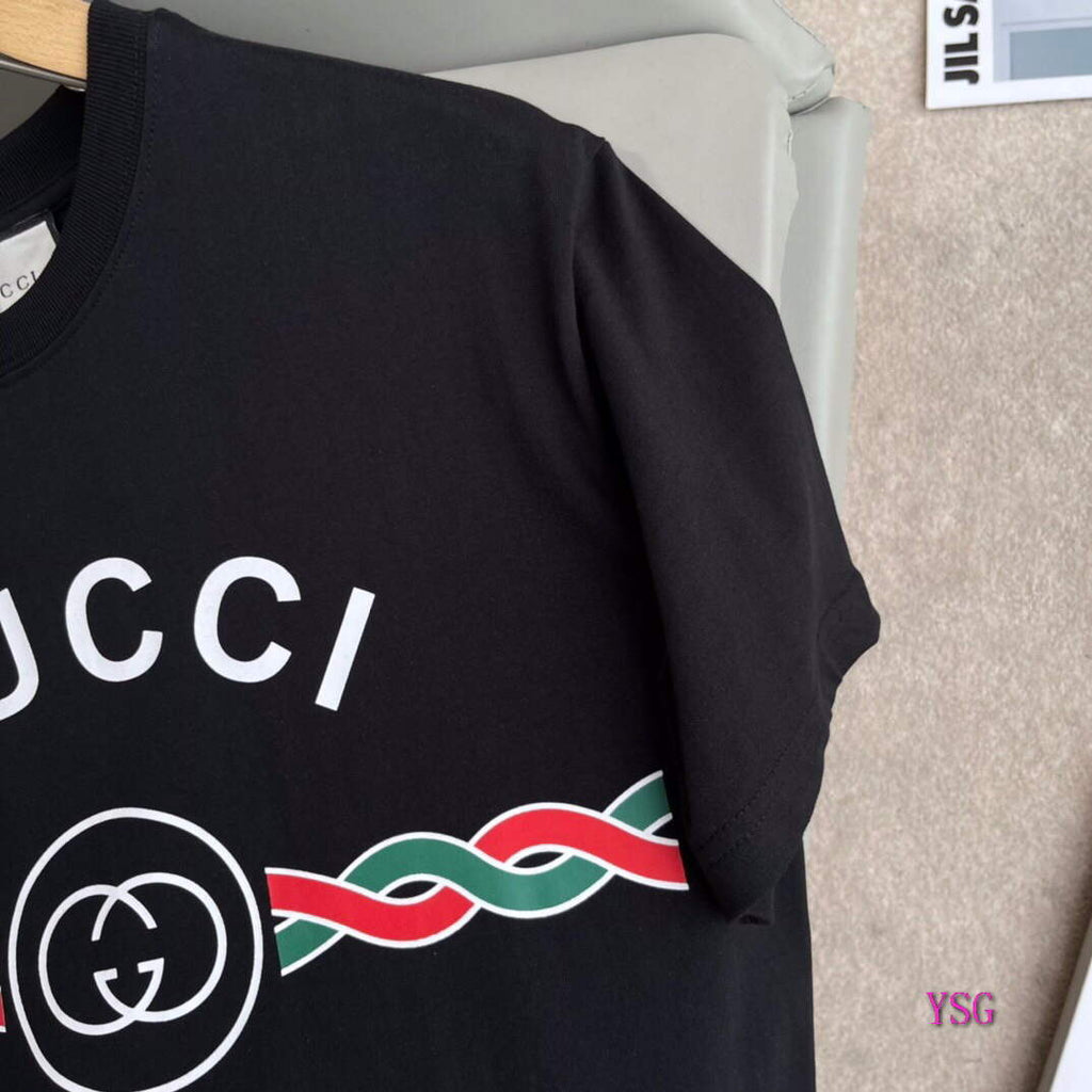 Gucci Women Men T-shirts Wholesale Gucci Short Sleeve Clothing G60920