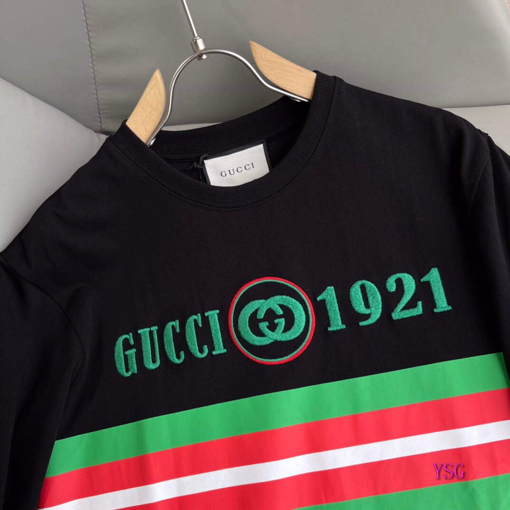 Gucci Women Men T-shirts Wholesale Gucci Short Sleeve Clothing G60921