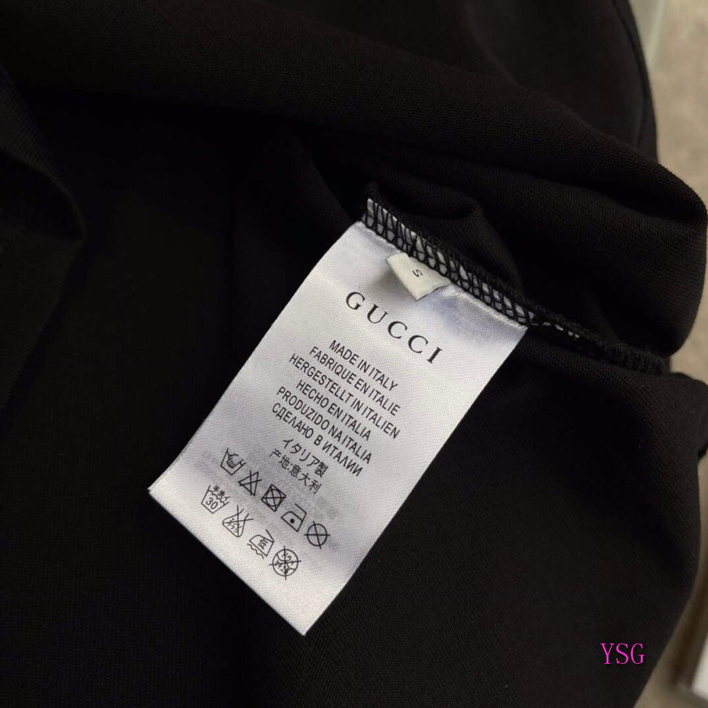 Gucci Women Men T-shirts Wholesale Gucci Short Sleeve Clothing G60921