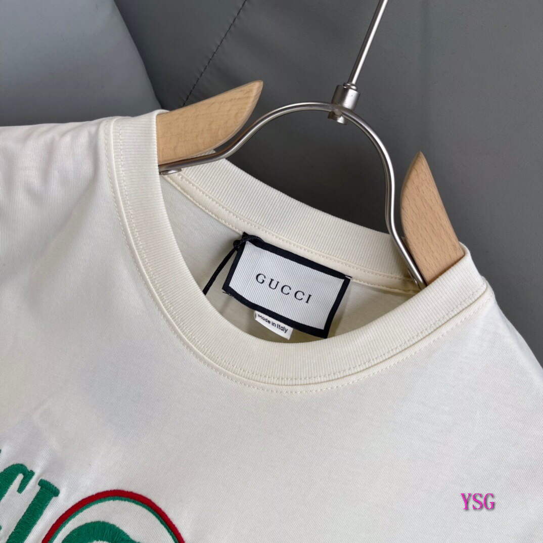 Gucci Women Men T-shirts Wholesale Gucci Short Sleeve Clothing G60922