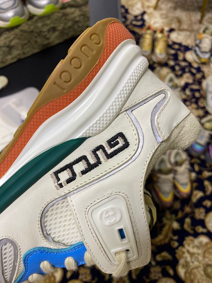 Gucci Women Men¡®s Ultrapace R Leather Sneaker 81113 Gray and Blue - luxibagsmall
