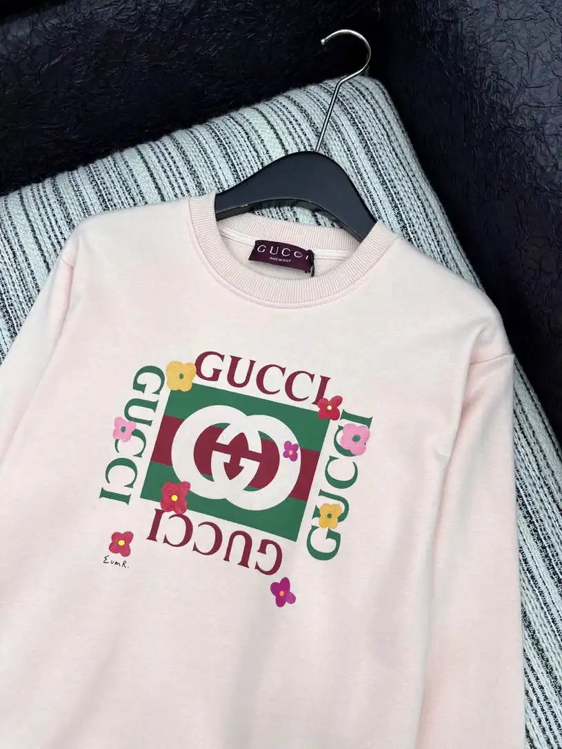 Gucci Women printing Letter sweatshirt T-shirt  G11137