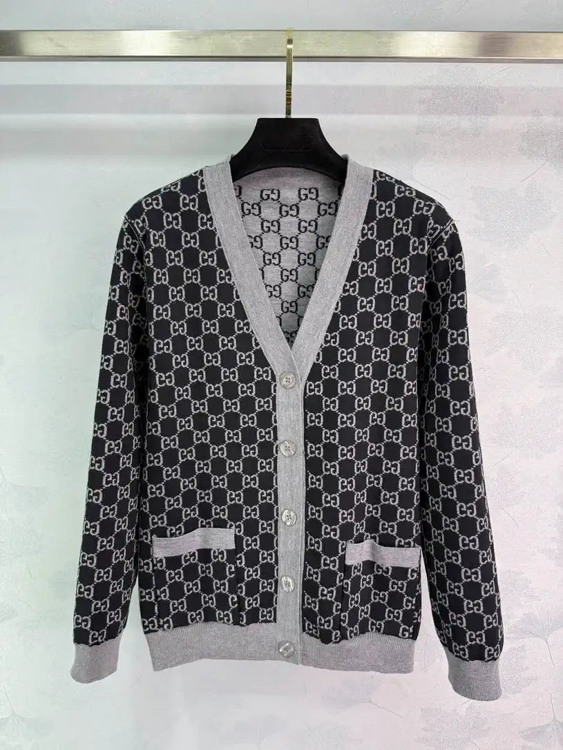Gucci Women Reversible jacquard-knit cardigan G11106