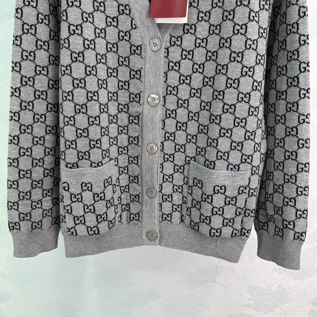 Gucci Women Reversible jacquard-knit cardigan G11106