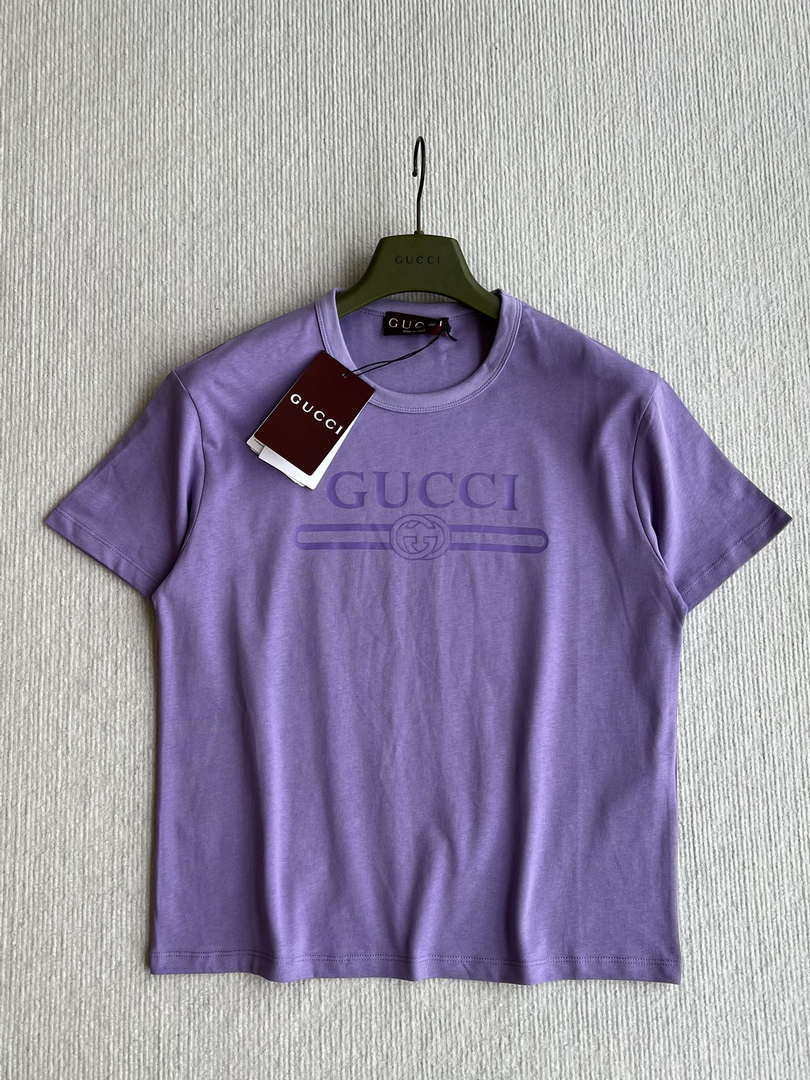 Gucci Women Slogan cotton short-sleeved T-shirt G85286