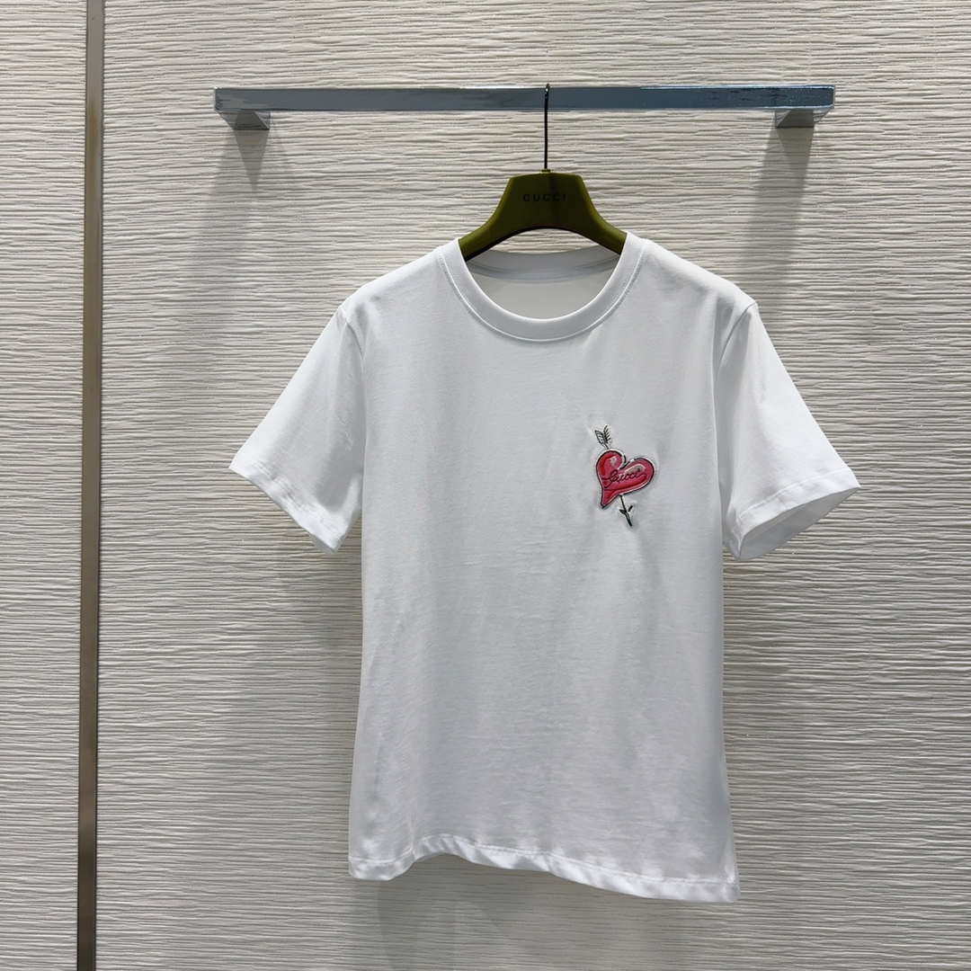 Gucci Women Slogan cotton short-sleeved T-shirt G85288