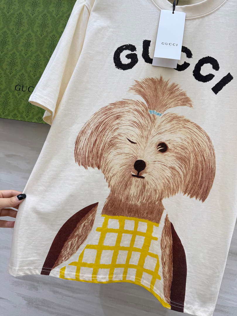 Gucci Women Slogan cotton short-sleeved T-shirt G85290