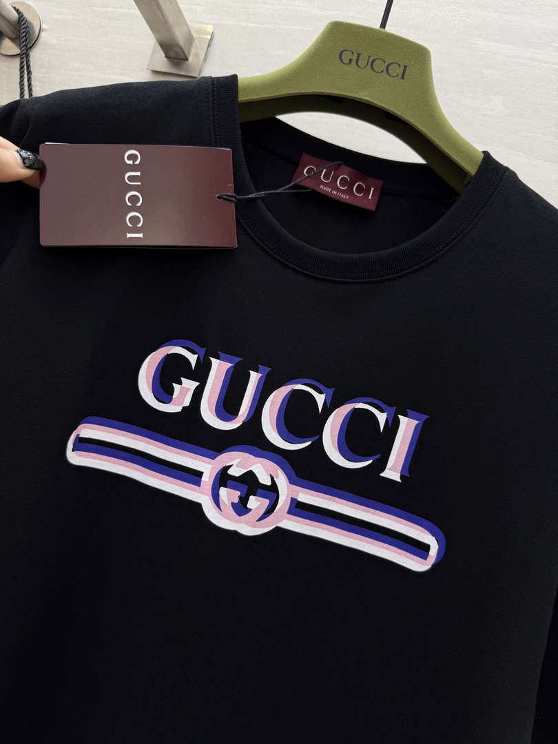 Gucci Women Slogan cotton short-sleeved T-shirt G85293