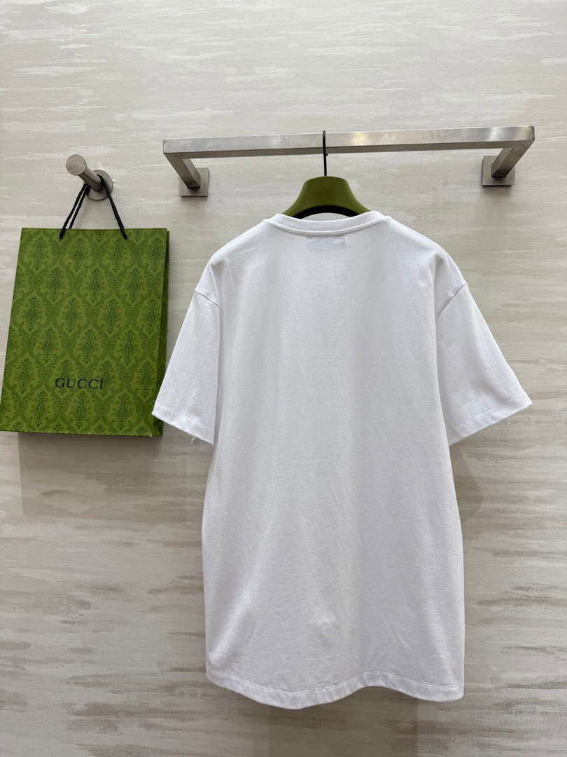 Gucci Women Slogan cotton short-sleeved T-shirt G85293