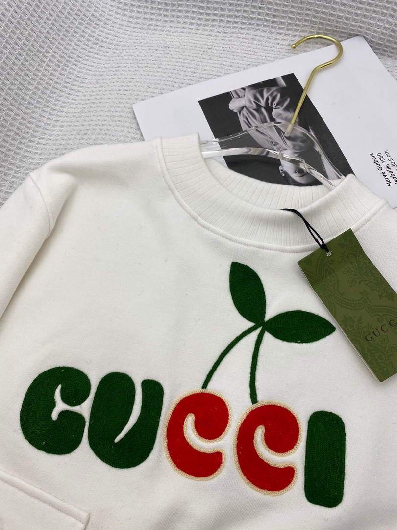 Gucci Women's Clothing Letter Embroidered Cherry Sweatshirt 38118