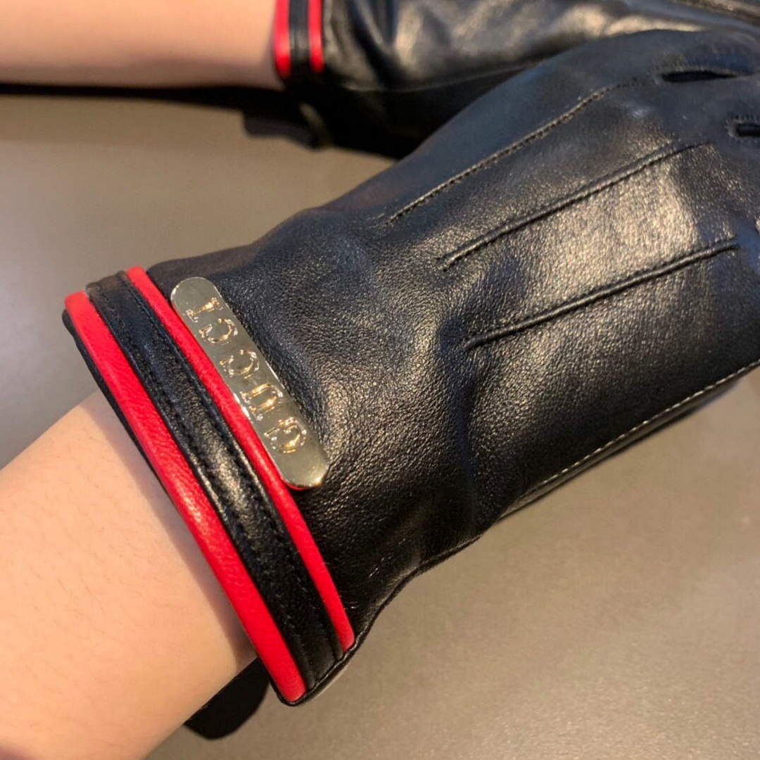 Gucci Women's Gloves GG Leather Gloves 477966