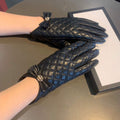 Gucci Women's Gloves GG Marmont Chevron Leather Gloves 477965