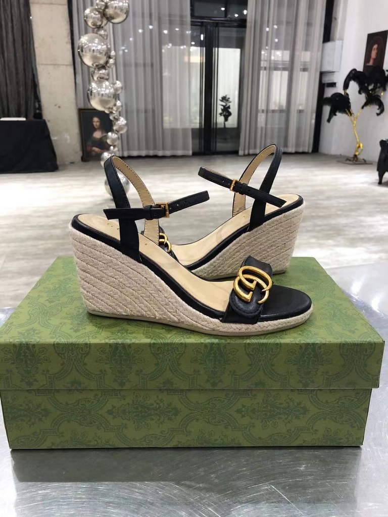 Gucci Women's Leather platform espadrille GG Sandals G18751