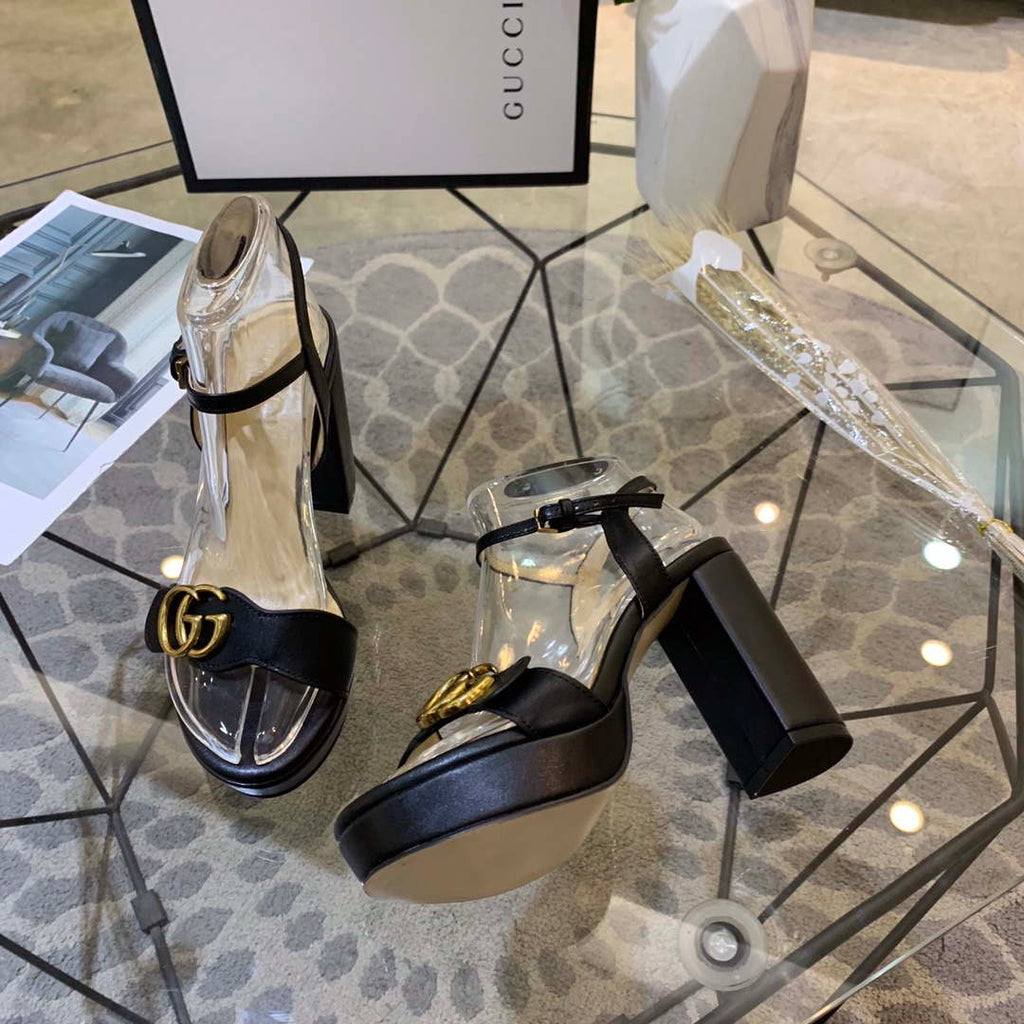 Gucci Women's Leather platform espadrille GG Sandals G19000