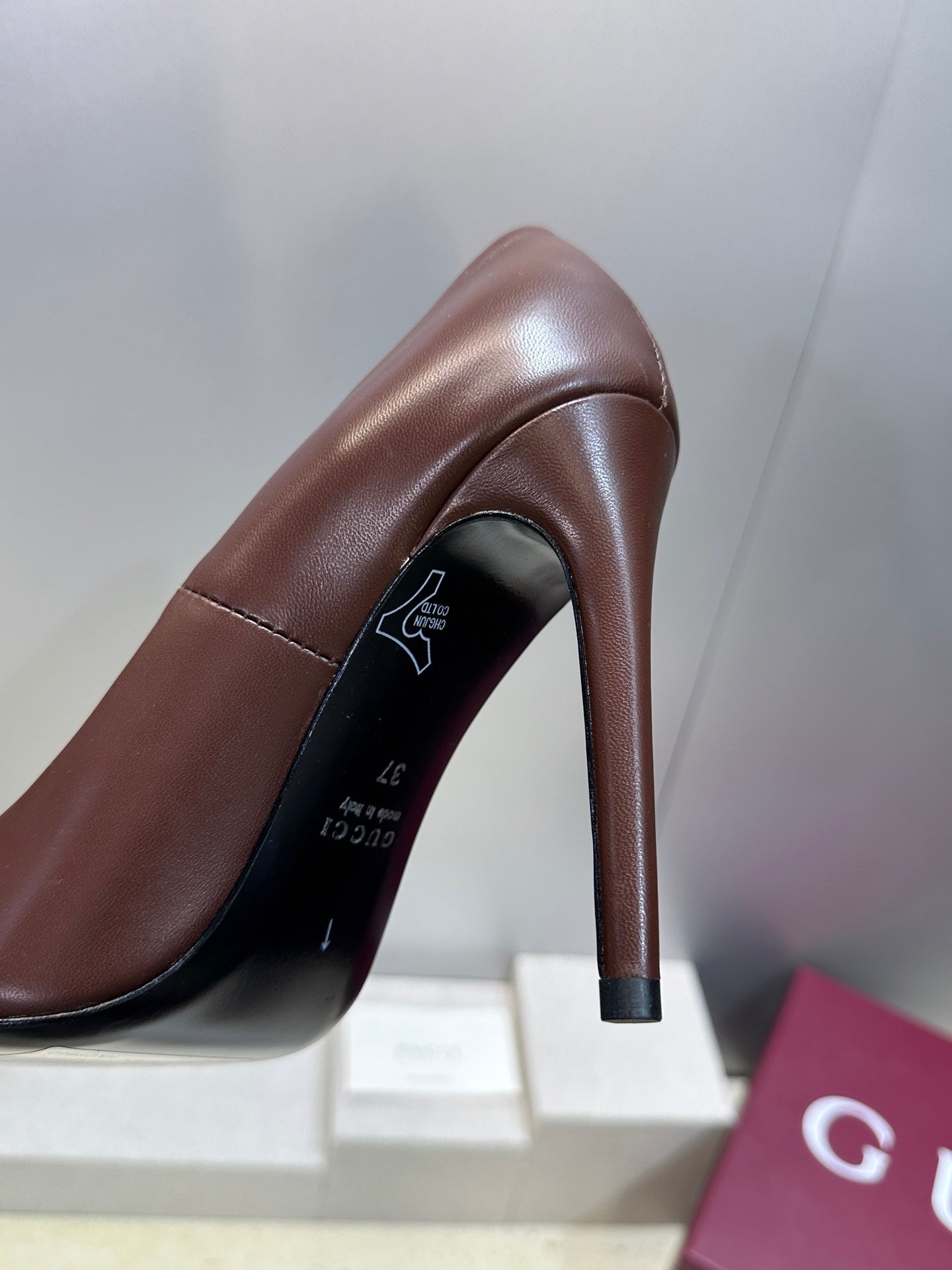 Gucci Women's Pointed-toe High Heels Shoes 9.5cm G86232 - Euro 35=US 4 - View 9