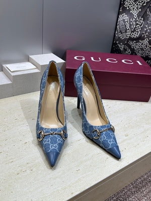 Gucci Women's Pointed-toe High Heels Shoes 9.5cm G86233 - Euro 35=US 4 - View 1