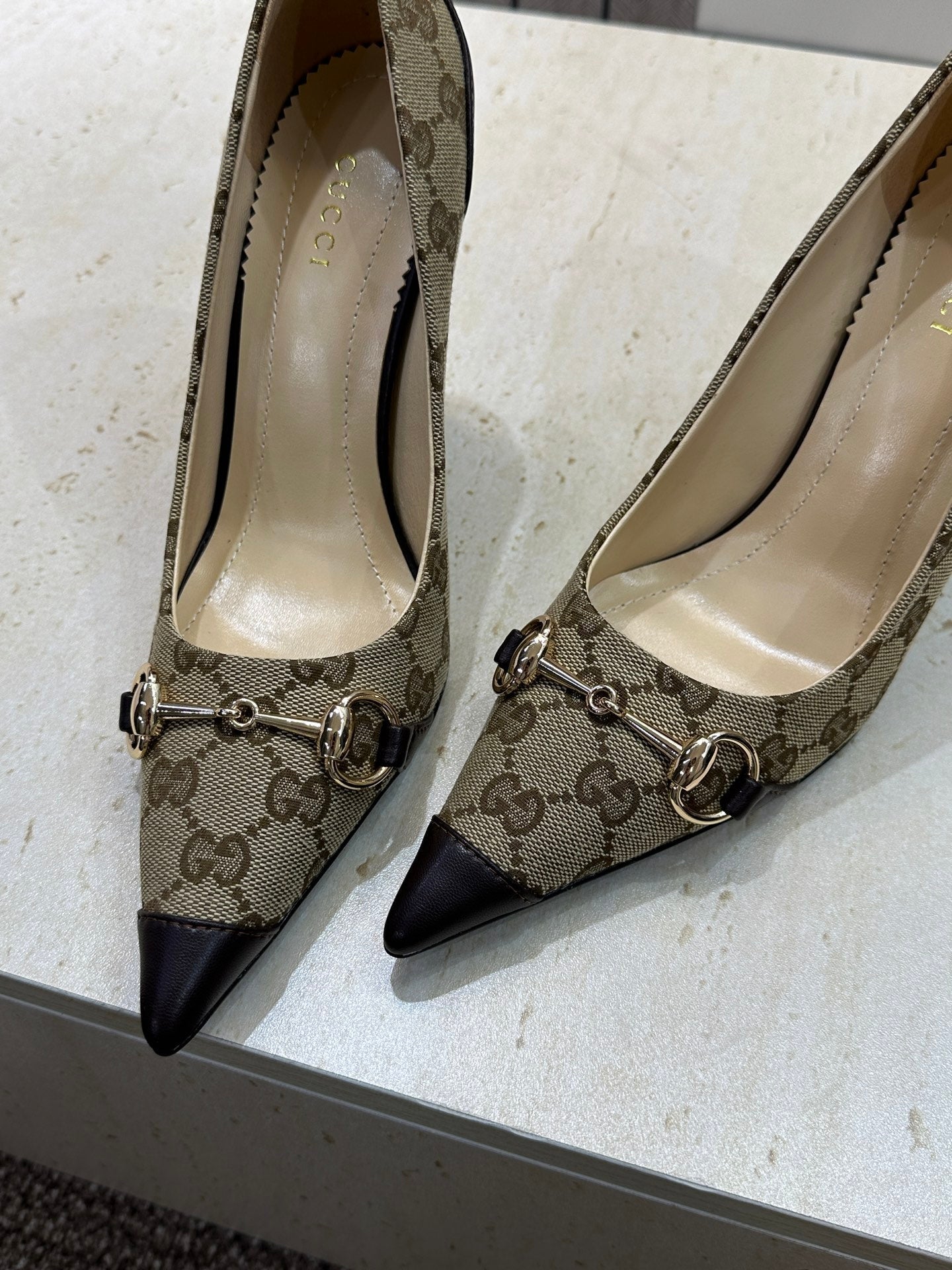 Gucci Women's Pointed-toe High Heels Shoes 9.5cm G86234 - Euro 35=US 4 - View 7