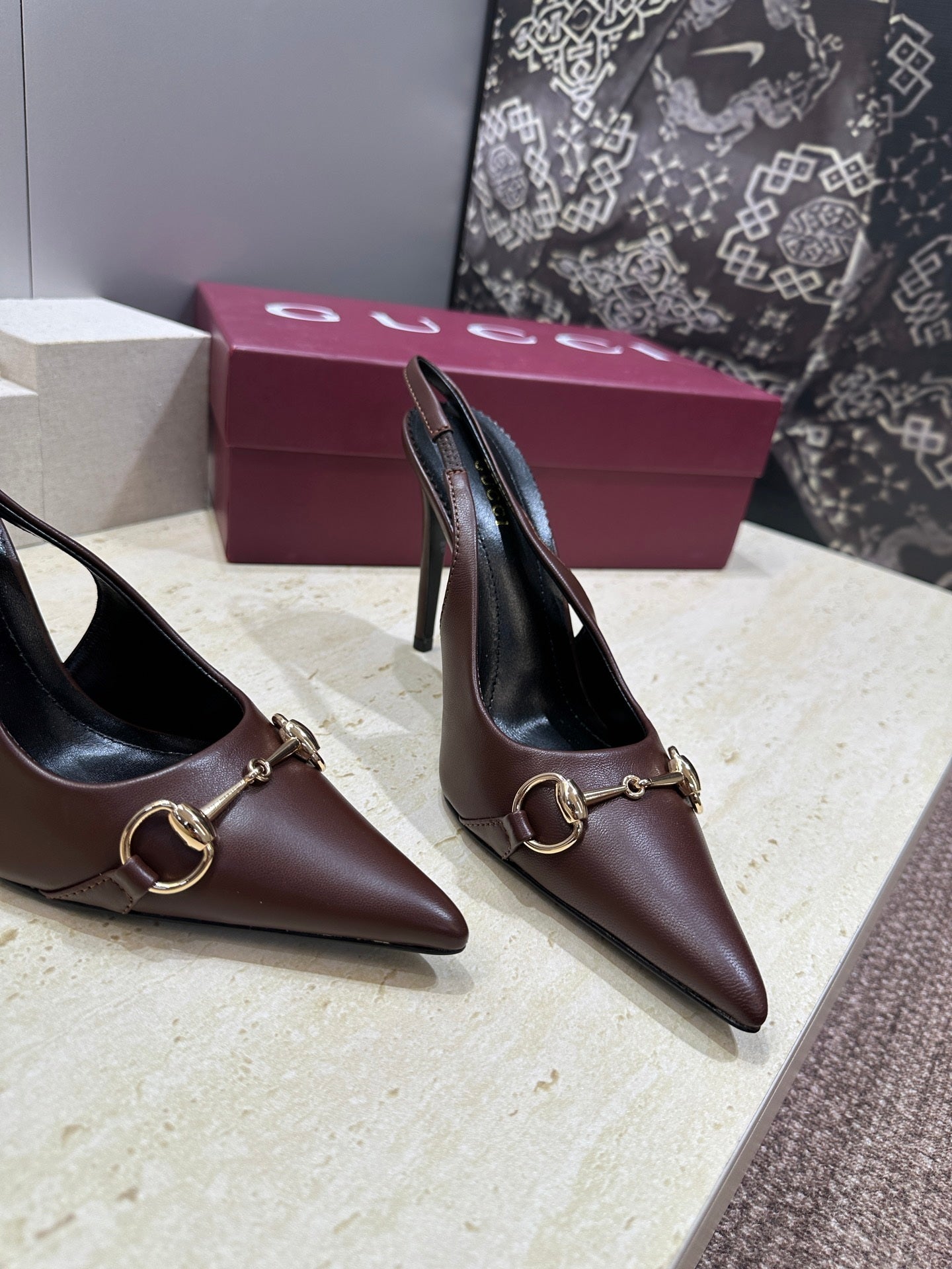 Gucci Women's Pointed-toe Slingback High Heels Shoes 9.5cm G86236 - Euro 35=US 4 - View 4