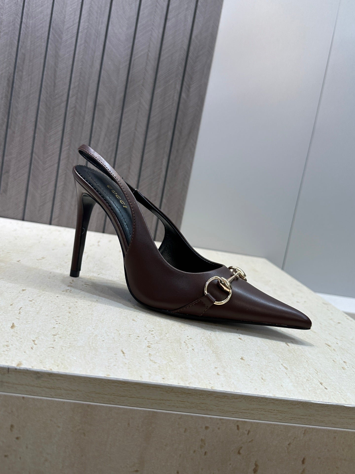 Gucci Women's Pointed-toe Slingback High Heels Shoes 9.5cm G86236 - Euro 35=US 4 - View 6
