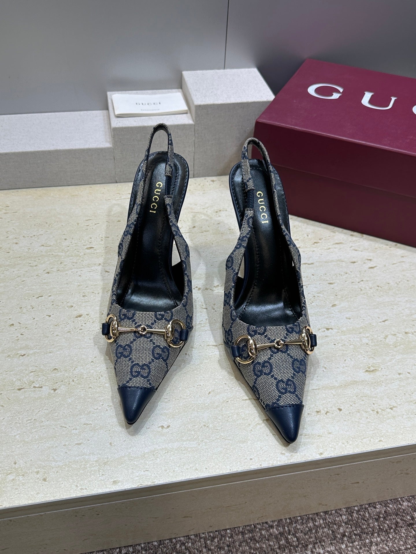 Gucci Women's Pointed-toe Slingback High Heels Shoes 9.5cm G86238 - Euro 35=US 4 - View 3
