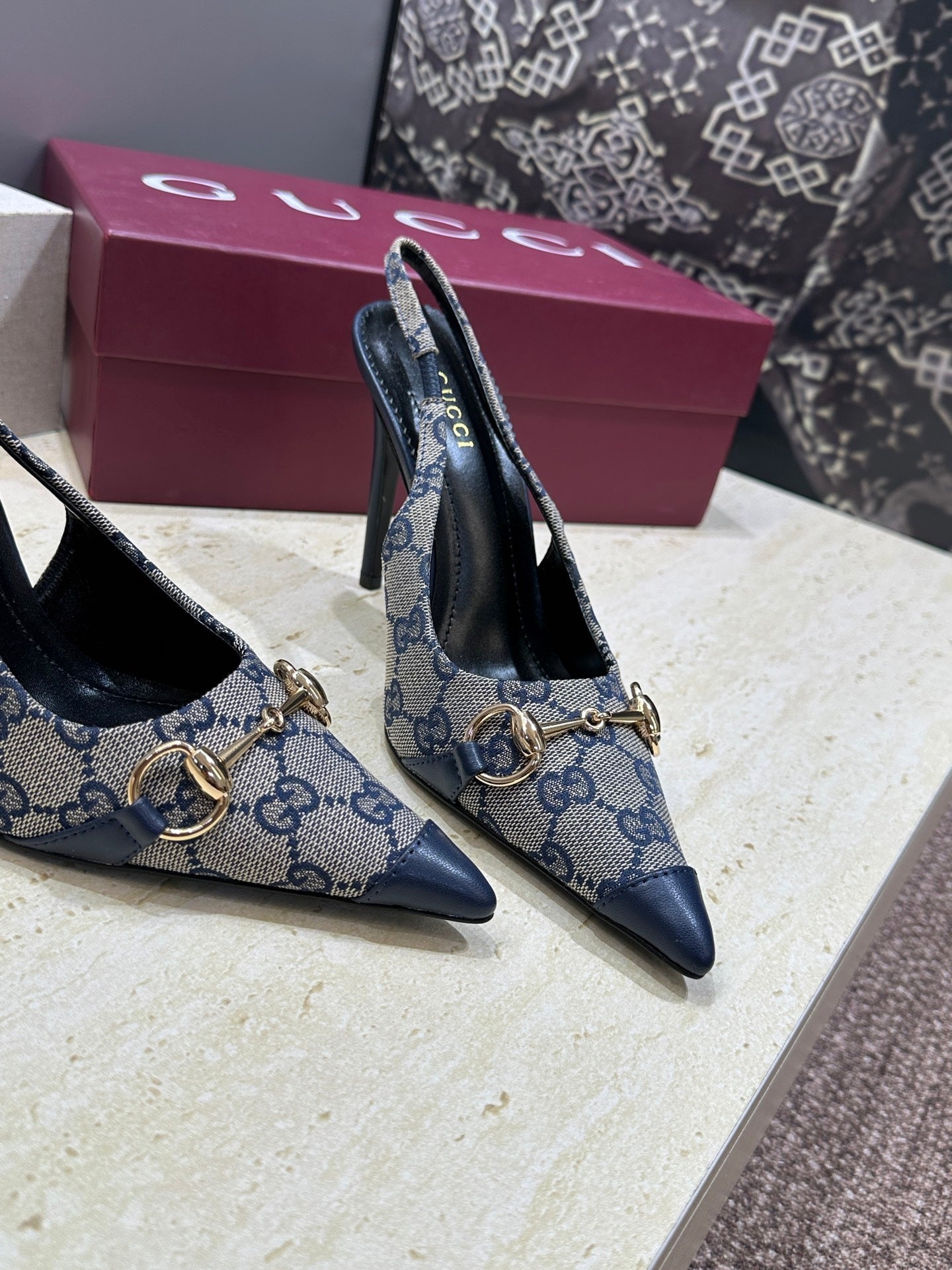 Gucci Women's Pointed-toe Slingback High Heels Shoes 9.5cm G86238 - Euro 35=US 4 - View 4