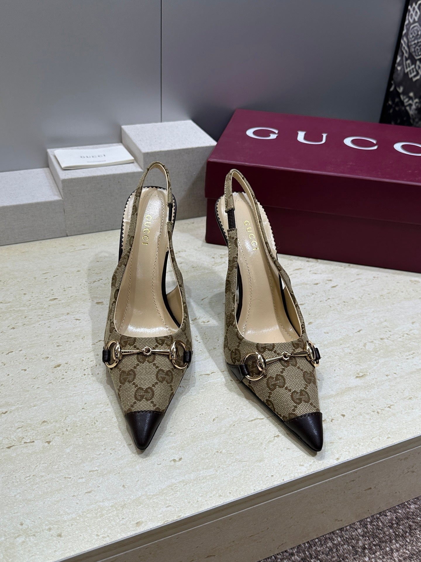 Gucci Women's Pointed-toe Slingback High Heels Shoes 9.5cm G86239 - Euro 35=US 4 - View 3