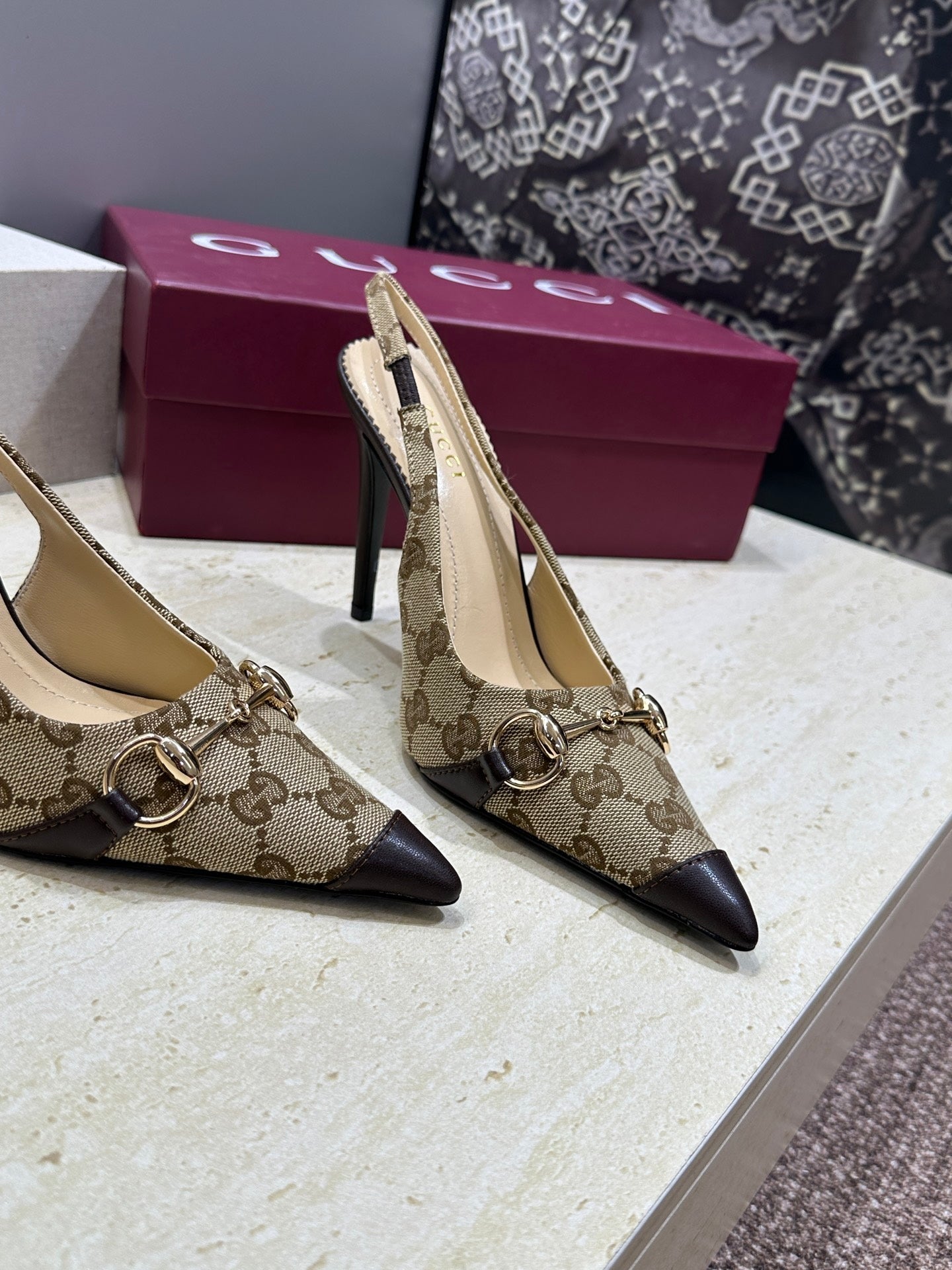 Gucci Women's Pointed-toe Slingback High Heels Shoes 9.5cm G86239 - Euro 35=US 4 - View 4