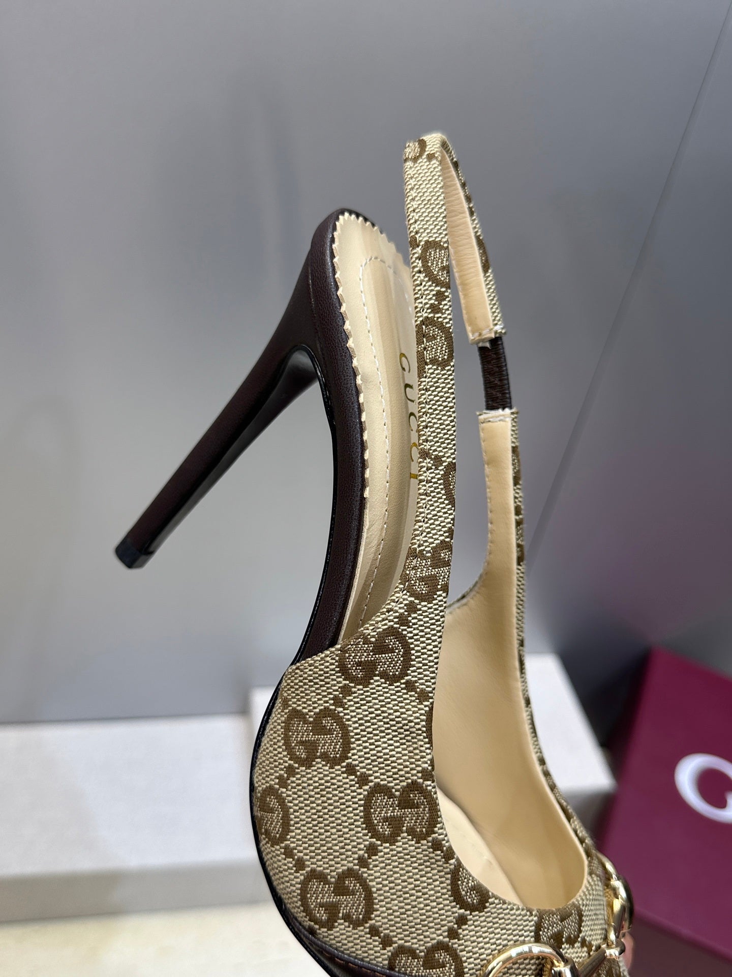 Gucci Women's Pointed-toe Slingback High Heels Shoes 9.5cm G86239 - Euro 35=US 4 - View 8