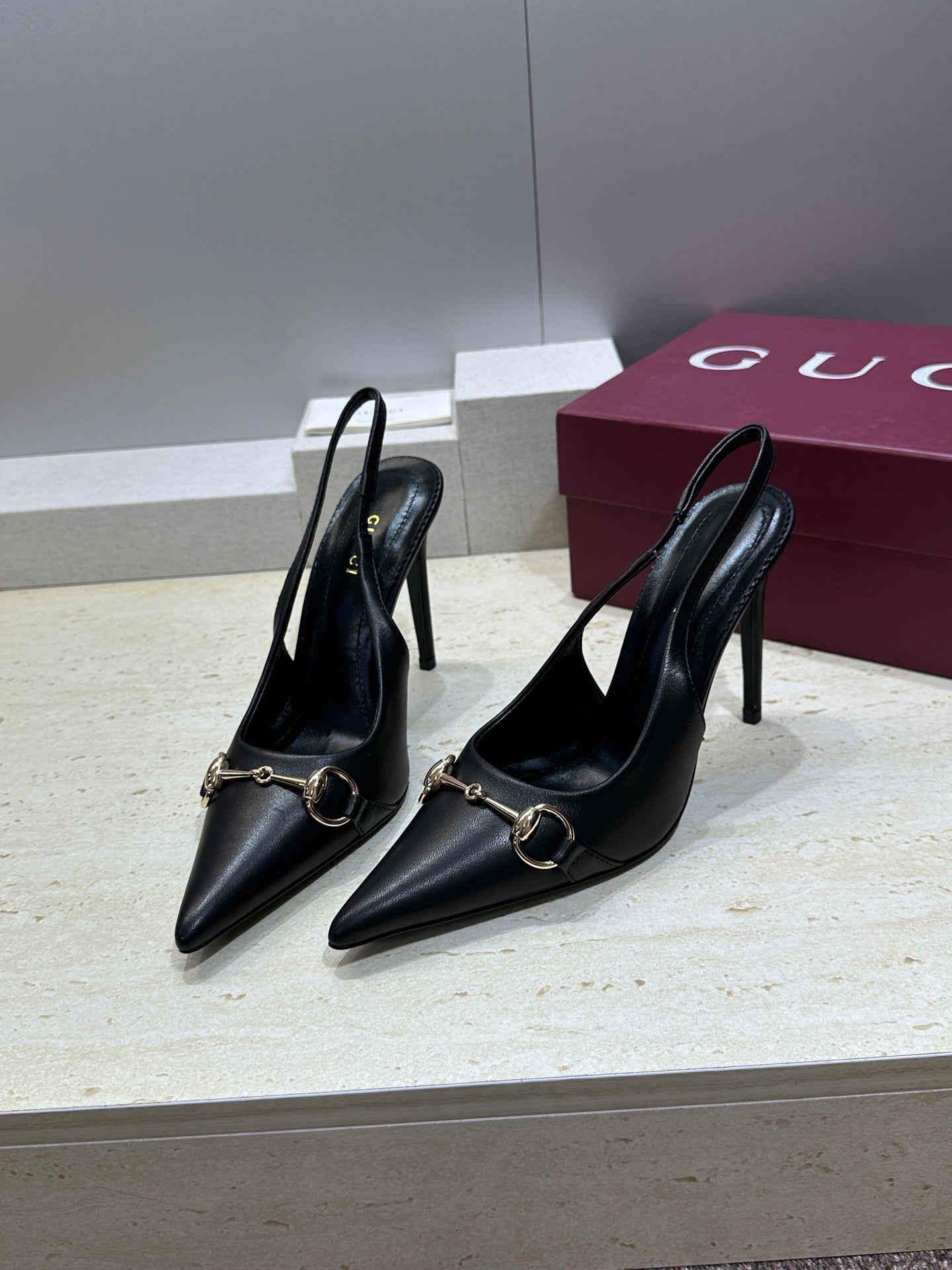 Gucci Women's Pointed-toe Slingback High Heels Shoes 9.5cm G86241 - Euro 35=US 4 - View 3
