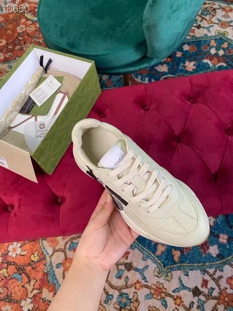 Gucci Women's Rhyton sneaker with '25' 663340 White