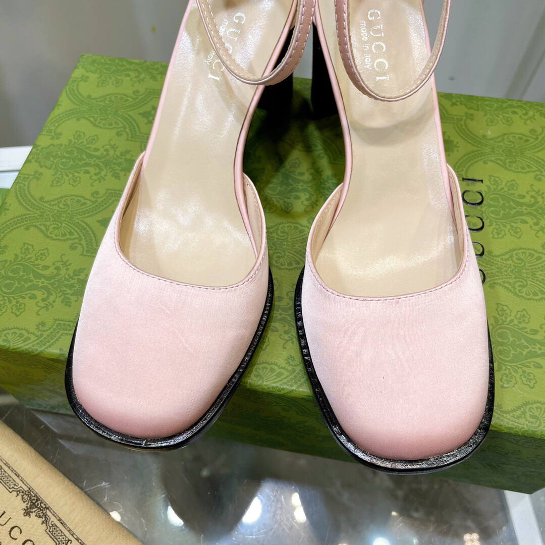 Gucci Women's Slippers Designer Gucci Sandals Flats Shoes G81266