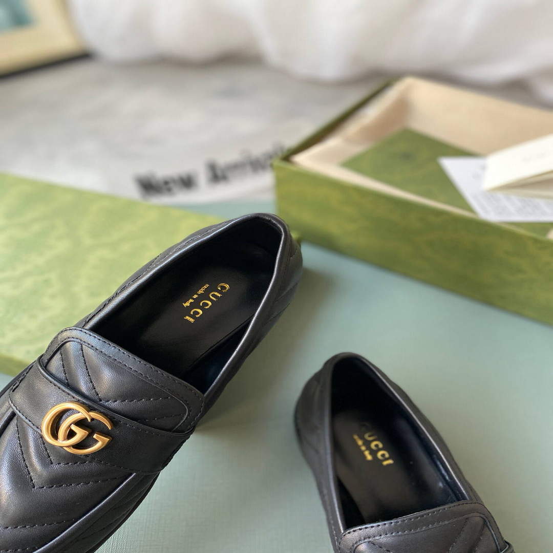 Gucci Women's Loafers Designer Gucci Shoes G81285