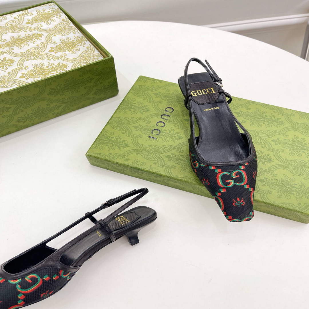 Gucci Women's Slippers Designer Gucci Sandals Flats Shoes G81258