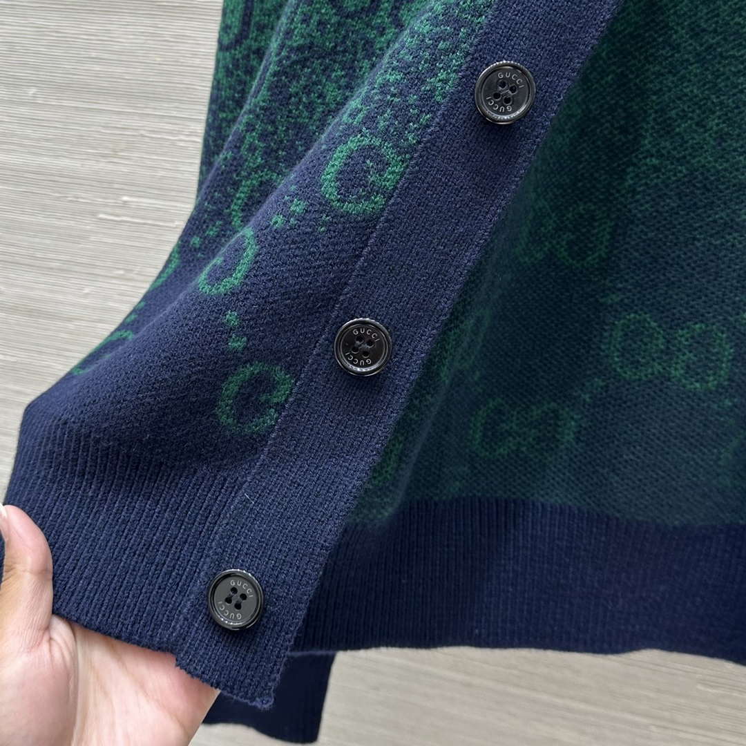 Gucci Women's Sweaters Dior Cashmere Cardigans G35003