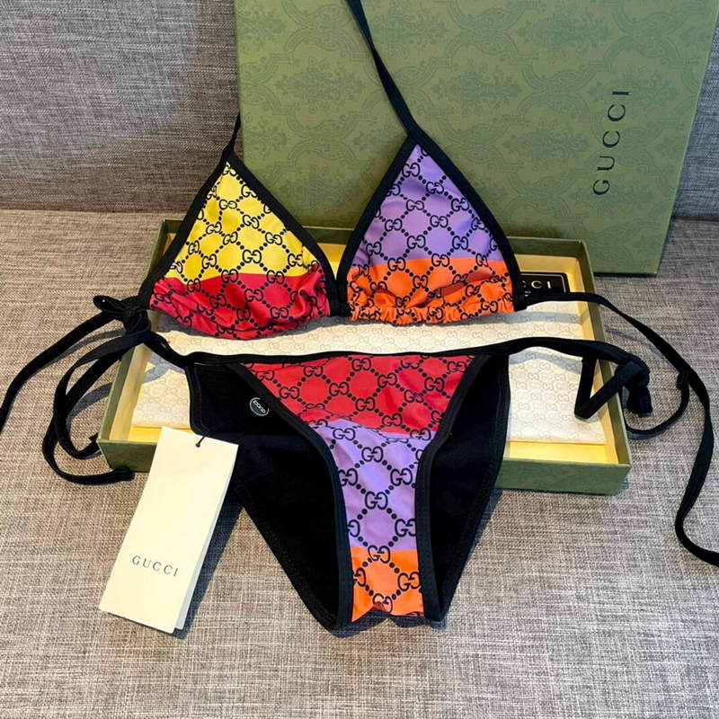 Gucci Women's swimsuit with Gucci Bikini 688998
